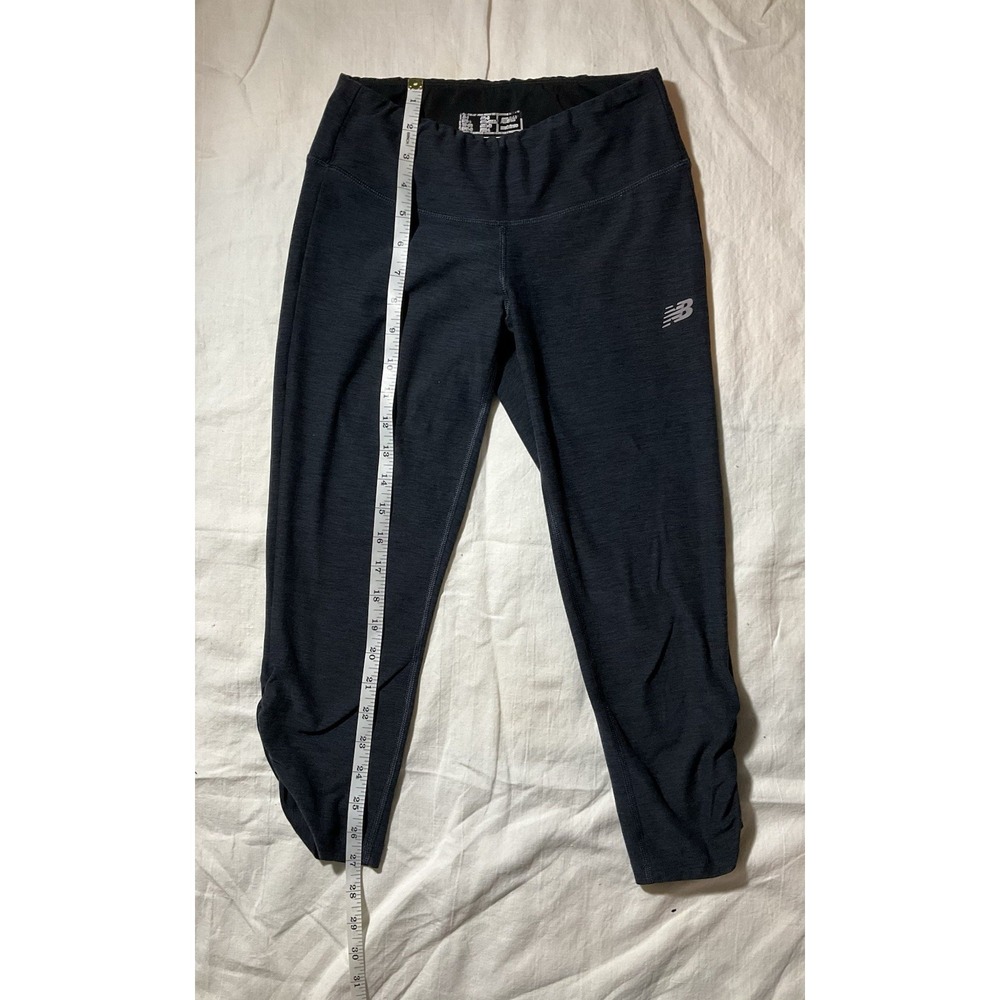 New Balance Ruched Crop Capri Leggings Womens Size S Gray Gorpcore Active - Picture 3 of 8